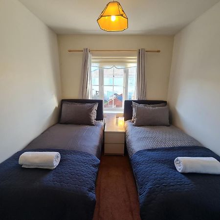2 Cosy Bedrooms In A 3 Bed Home Tyrrelstown Exterior photo