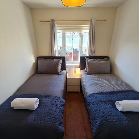 2 Cosy Bedrooms In A 3 Bed Home Tyrrelstown Exterior photo