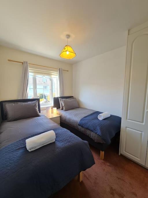 2 Cosy Bedrooms In A 3 Bed Home Tyrrelstown Exterior photo